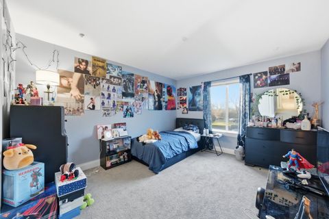 Tiny photo for 5840 W 104th Street #115, Oak Lawn, IL 60453 (MLS # 12548893)