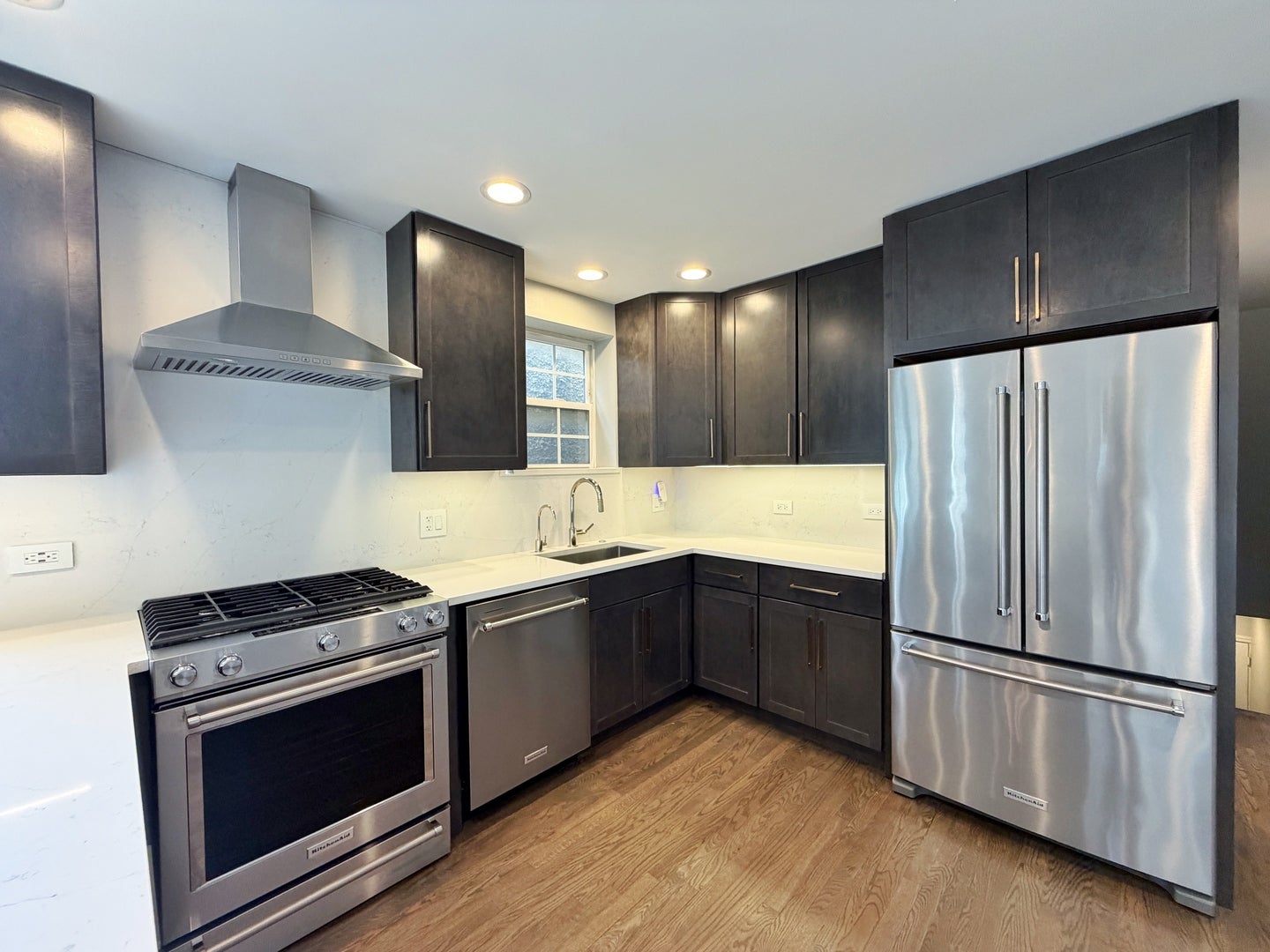 2427 W Grenshaw Street 2