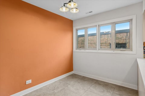Tiny photo for 1010 N Harlem Avenue #504, River Forest, IL 60305 (MLS # 12764788)