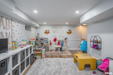 Tiny photo for 2636 12TH Street, Moline, IL 61265 (MLS # QC4269535)