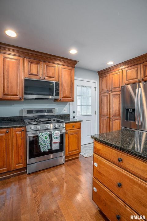 Tiny photo for 2636 12TH Street, Moline, IL 61265 (MLS # QC4269535)