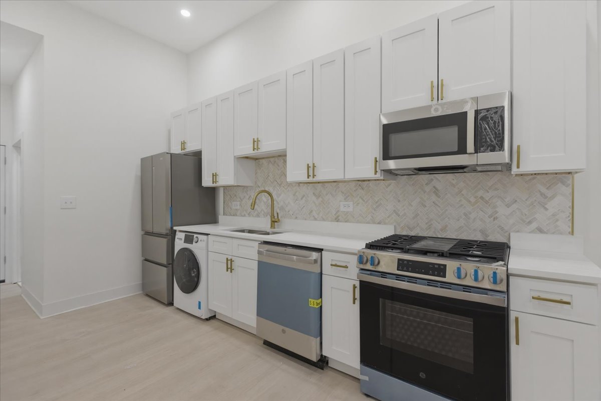 2234 W Irving Park Road 1