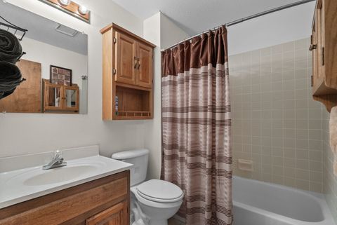 Tiny photo for 5644 Appomattox Road, Davenport, IA 52806 (MLS # 12599876)