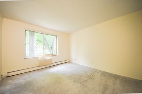 Tiny photo for 1206 S New Wilke Road #108, Arlington Heights, IL 60005 (MLS # 12542647)