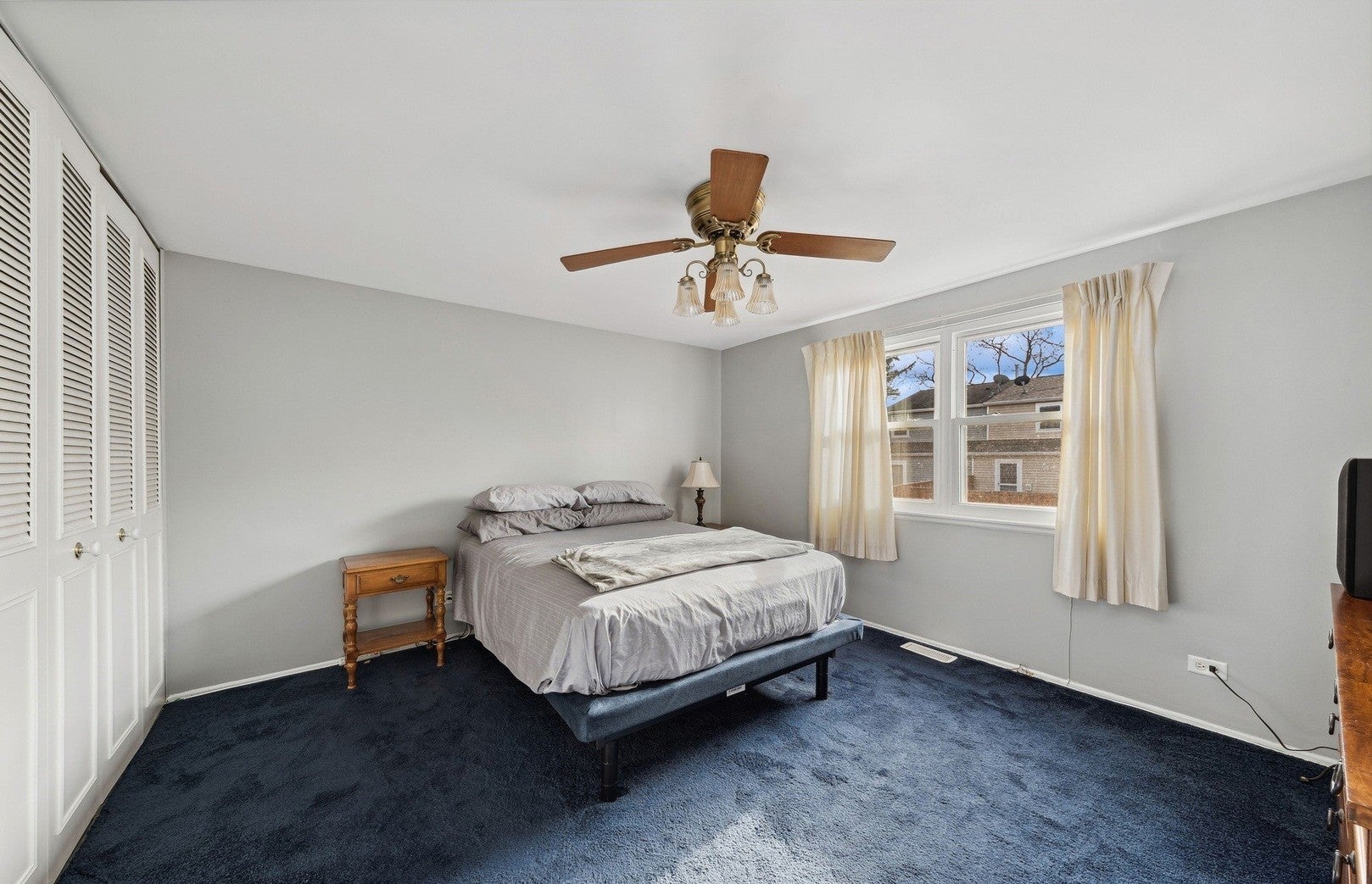 1817 Carlisle Court 1817