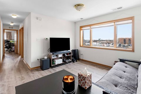 Tiny photo for 313 W 23rd Street #601, Chicago, IL 60616 (MLS # 12620973)