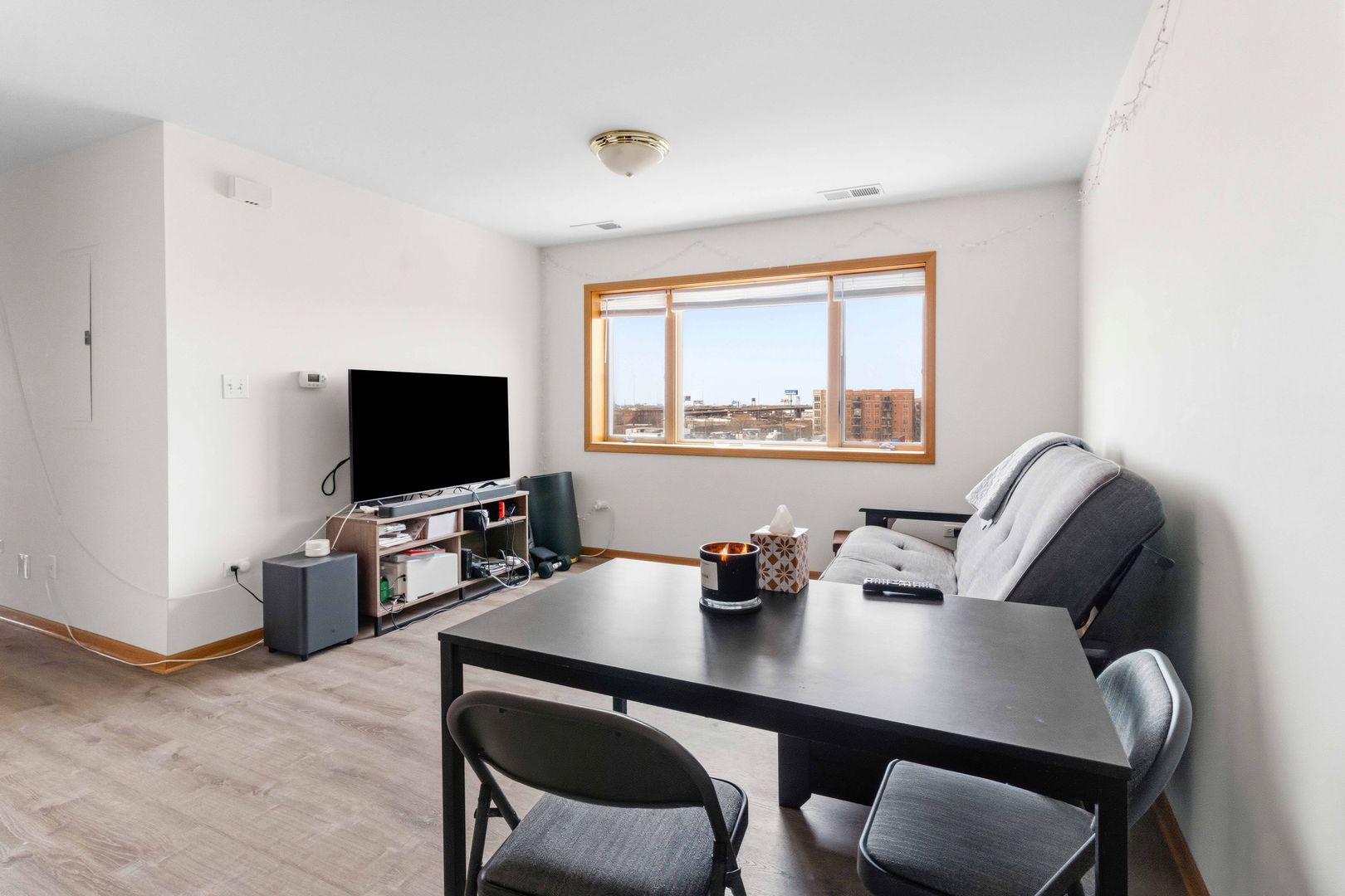 313 W 23rd Street 601