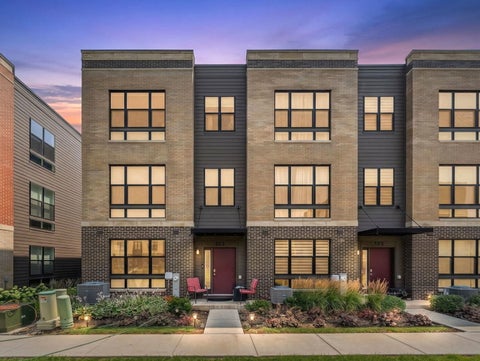 323 Summit Circle, Lombard, IL 60148 - #: 12719828