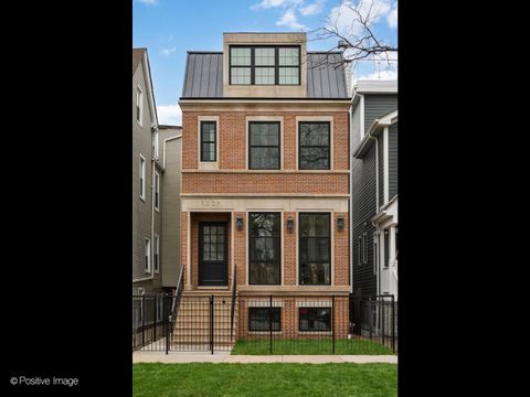 1228 W Wellington Avenue Chicago IL 60657