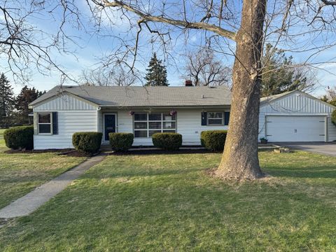 Photo of 15W492 Concord Street, Elmhurst, IL 60126 (MLS # 12604772)