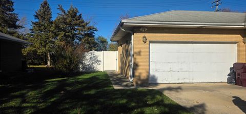 Tiny photo for 523 8th Street, Chicago Heights, IL 60411 (MLS # 12523255)