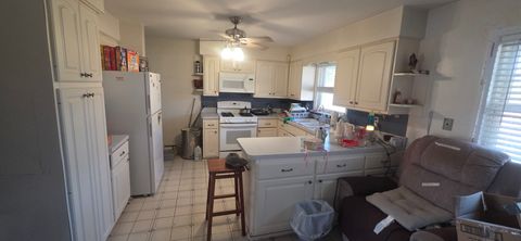 Tiny photo for 523 8th Street, Chicago Heights, IL 60411 (MLS # 12523255)