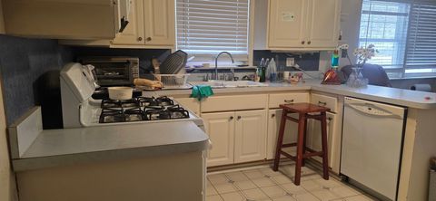 Tiny photo for 523 8th Street, Chicago Heights, IL 60411 (MLS # 12523255)