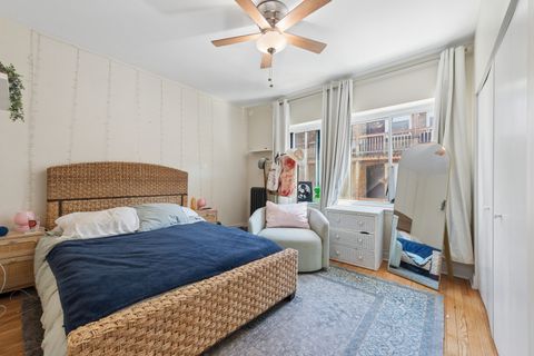 Tiny photo for 908 W Sunnyside Avenue #2C, Chicago, IL 60640 (MLS # 12576577)