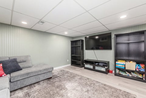 Tiny photo for 336 S Maple Street, Mount Prospect, IL 60056 (MLS # 12674750)