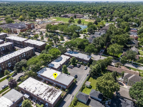 Tiny photo for 336 S Maple Street, Mount Prospect, IL 60056 (MLS # 12674750)