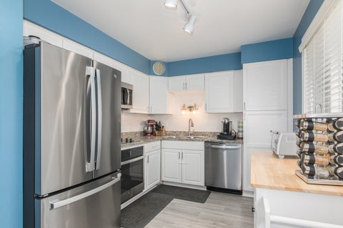 Tiny photo for 336 S Maple Street, Mount Prospect, IL 60056 (MLS # 12674750)