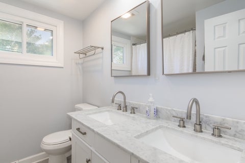 Tiny photo for 336 S Maple Street, Mount Prospect, IL 60056 (MLS # 12674750)