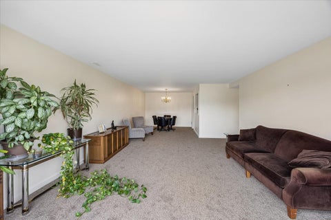 Tiny photo for 3427 Vollmer Road #303, Flossmoor, IL 60422 (MLS # 12690006)