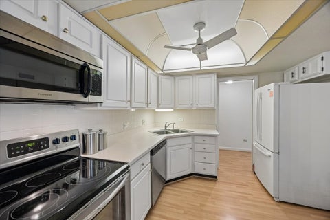 Tiny photo for 3427 Vollmer Road #303, Flossmoor, IL 60422 (MLS # 12690006)