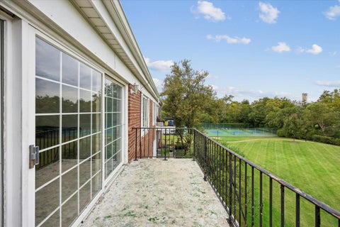 Tiny photo for 3427 Vollmer Road #303, Flossmoor, IL 60422 (MLS # 12690006)