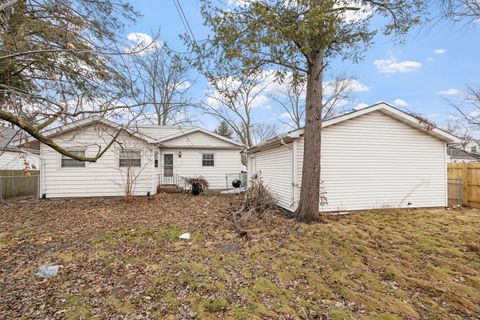 Tiny photo for 1550 Marquette Road, Joliet, IL 60435 (MLS # 12535658)