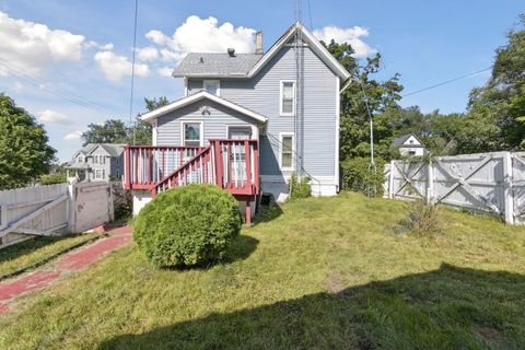 Tiny photo for 201 N Hinkley Avenue, Rockford, IL 61101 (MLS # 12539506)