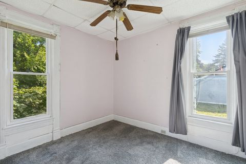 Tiny photo for 201 N Hinkley Avenue, Rockford, IL 61101 (MLS # 12539506)