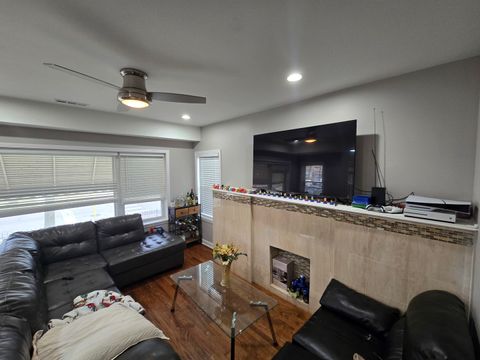 Tiny photo for 1400 N LOTUS Avenue, Chicago, IL 60651 (MLS # 12605086)
