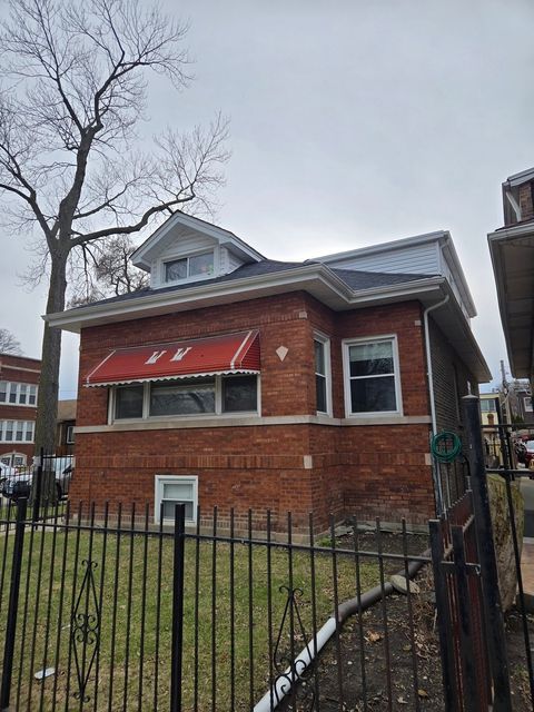 Tiny photo for 1400 N LOTUS Avenue, Chicago, IL 60651 (MLS # 12605086)