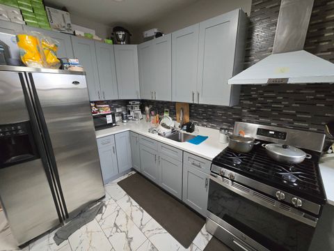 Tiny photo for 1400 N LOTUS Avenue, Chicago, IL 60651 (MLS # 12605086)