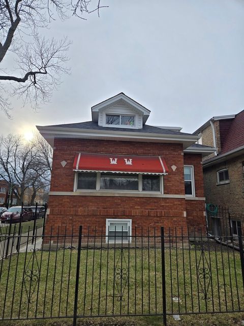 Tiny photo for 1400 N LOTUS Avenue, Chicago, IL 60651 (MLS # 12605086)