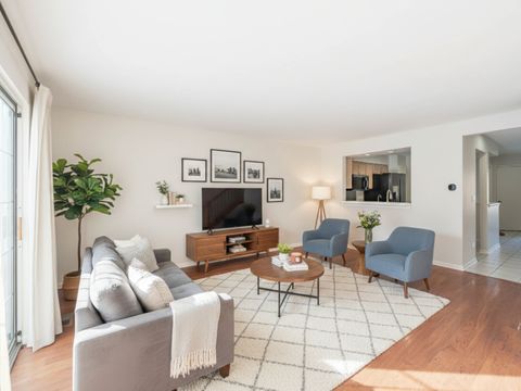 Tiny photo for 369 Lakeview Circle, Bolingbrook, IL 60440 (MLS # 12555524)