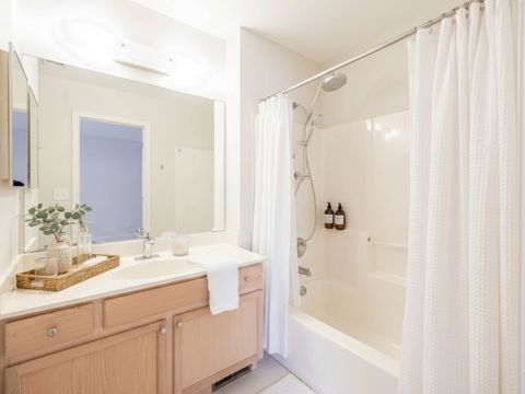 Tiny photo for 369 Lakeview Circle, Bolingbrook, IL 60440 (MLS # 12555524)