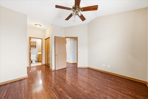 Tiny photo for Shorewood, IL 60404 (MLS # 12574119)