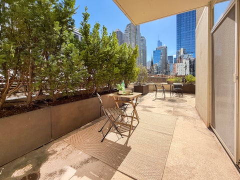 Tiny photo for 21 W Chestnut Street #510, Chicago, IL 60610 (MLS # 12789629)
