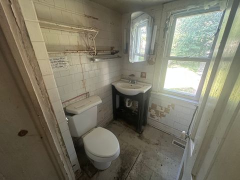 Tiny photo for 225 N West Avenue, Kankakee, IL 60901 (MLS # 12433931)