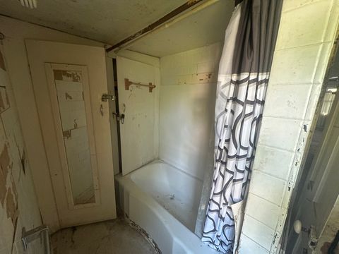 Tiny photo for 225 N West Avenue, Kankakee, IL 60901 (MLS # 12433931)
