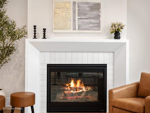 Tiny photo for 104 N Evergreen Avenue, Elmhurst, IL 60126 (MLS # 12517159)