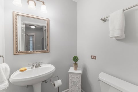 Tiny photo for 449 Old Surrey Road, Hinsdale, IL 60521 (MLS # 12715230)