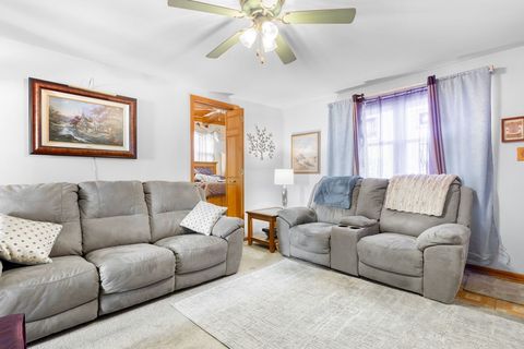 Tiny photo for 101 N Kinzie Street, Thornton, IL 60476 (MLS # 12479916)