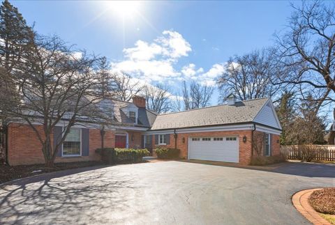 Tiny photo for 1115 Golfview Lane, Glenview, IL 60025 (MLS # 12575869)