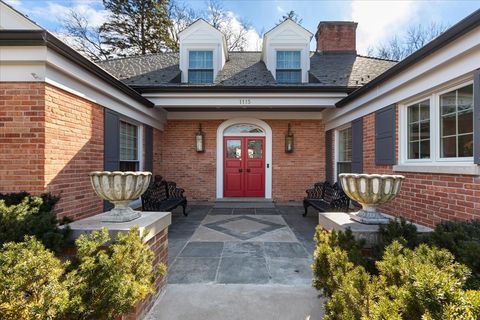 Tiny photo for 1115 Golfview Lane, Glenview, IL 60025 (MLS # 12575869)