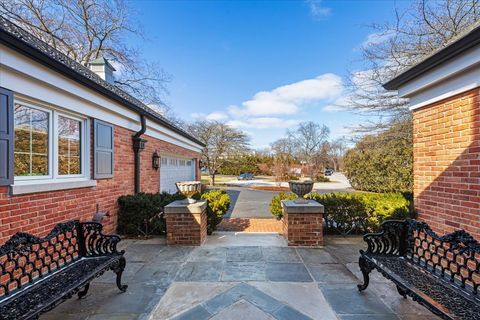 Tiny photo for 1115 Golfview Lane, Glenview, IL 60025 (MLS # 12575869)