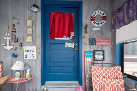 Tiny photo for 3228 SUNNYSIDE Avenue, Davenport, IA 52802 (MLS # QC4269712)