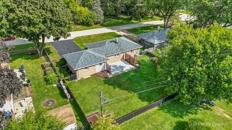 Tiny photo for 1621 W Joyce Avenue, McHenry, IL 60051 (MLS # 12454665)