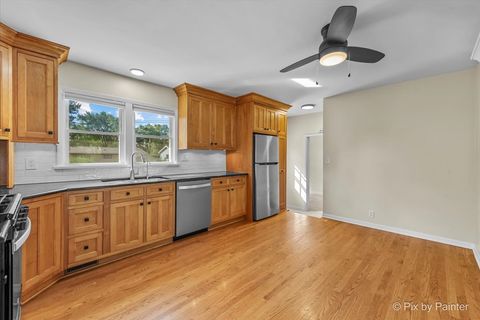 Tiny photo for 1621 W Joyce Avenue, McHenry, IL 60051 (MLS # 12454665)