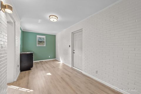 Tiny photo for 1621 W Joyce Avenue, McHenry, IL 60051 (MLS # 12454665)