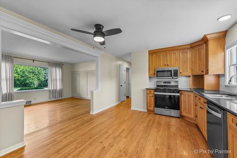 Tiny photo for 1621 W Joyce Avenue, McHenry, IL 60051 (MLS # 12454665)