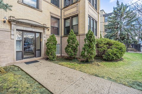 Tiny photo for 4829 N Kimball Avenue #1, Chicago, IL 60625 (MLS # 12591342)